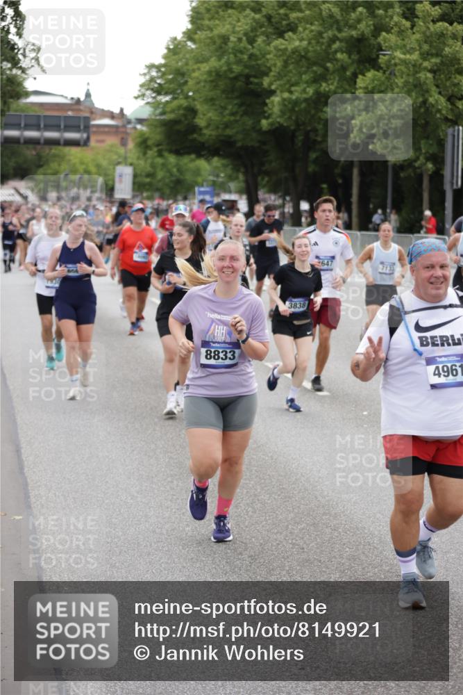 29.06.2025 - hella hamburg halbmarathon Jannik Wohlers http://msf.ph/oto/8149921 29.06.2025 10:50:17 Lombardsbrücke 1930, 2200, 3184, 3229, 3647, 3838, 4642, 4695, 4771, 4961, 5131, 6178, 7133, 7161, 7505, 7938, 8200, 8833, 8834, 9096, 9168, 9933, 10437, 10744, 12392, 12393, 14762, 15017, 15105, 15416, 15467, 16501, 16593, 17337, 17648, 17790, 18067, 18092, 18483 meine-sportfotos.de