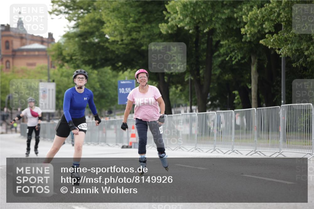 29.06.2025 - hella hamburg halbmarathon Jannik Wohlers http://msf.ph/oto/8149926 29.06.2025 09:15:05 Lombardsbrücke  meine-sportfotos.de