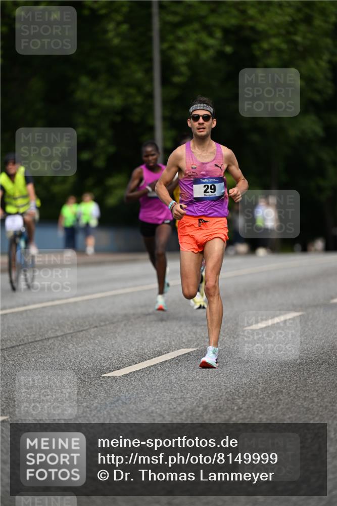 29.06.2025 - hella hamburg halbmarathon Dr. Thomas Lammeyer http://msf.ph/oto/8149999 29.06.2025 09:37:45 Kennedybrücke 43, 46, 48 meine-sportfotos.de