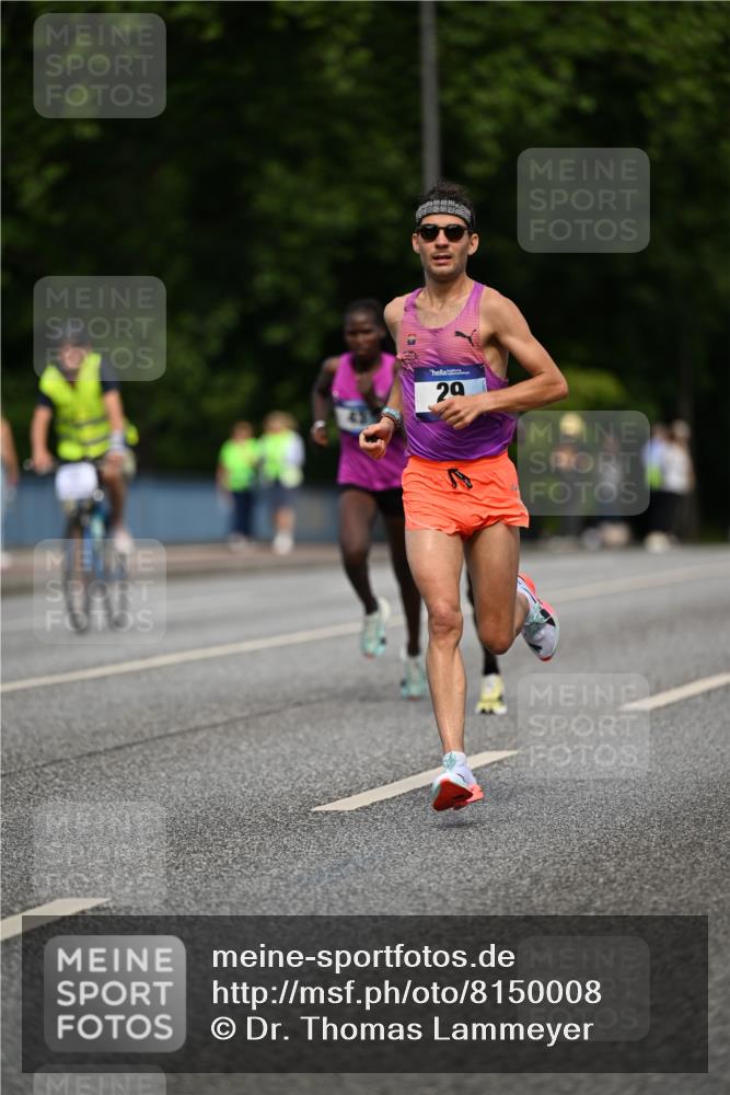 29.06.2025 - hella hamburg halbmarathon Dr. Thomas Lammeyer http://msf.ph/oto/8150008 29.06.2025 09:37:45 Kennedybrücke 43, 46, 48 meine-sportfotos.de