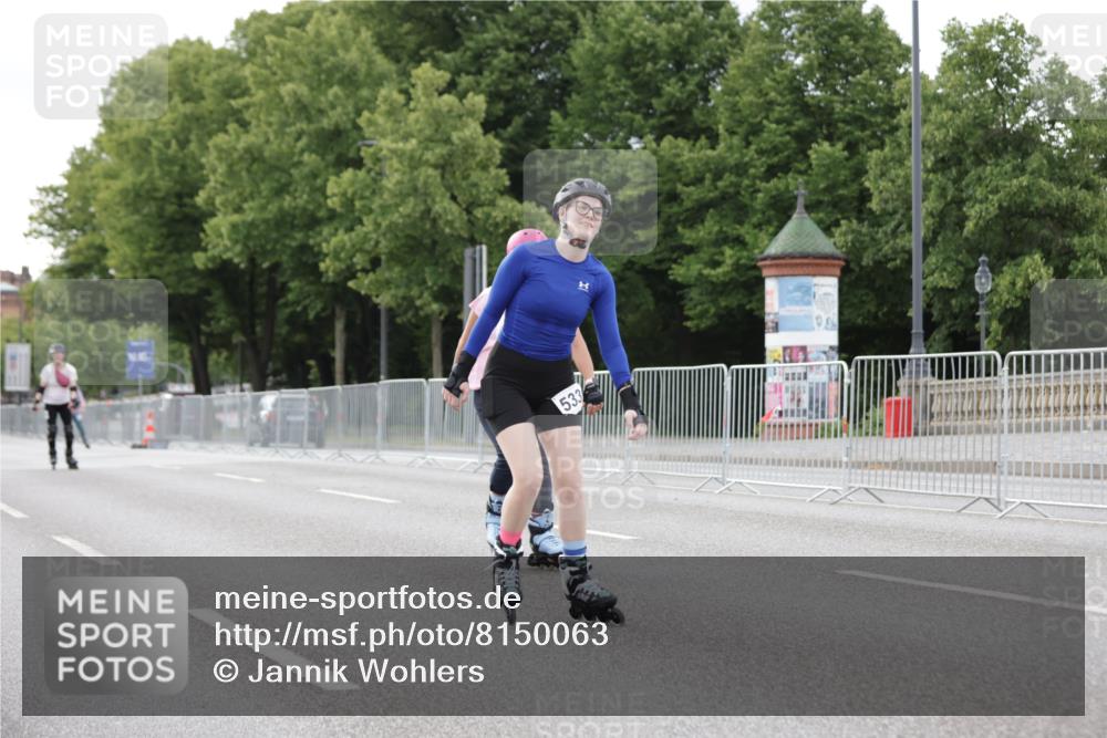 29.06.2025 - hella hamburg halbmarathon Jannik Wohlers http://msf.ph/oto/8150063 29.06.2025 09:15:08 Lombardsbrücke  meine-sportfotos.de