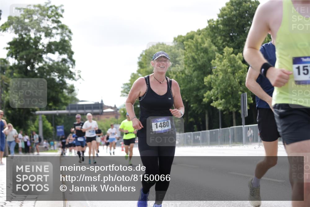 29.06.2025 - hella hamburg halbmarathon Jannik Wohlers http://msf.ph/oto/8150066 29.06.2025 10:13:30 Lombardsbrücke 1131, 1480, 2359, 2987, 4001, 4962, 5631, 5719, 6710, 7462, 8673, 9631, 10442, 10443, 10977, 11441, 11987, 12313, 12797, 15085, 15482, 15721, 15722, 17439, 17985, 18041, 19190 meine-sportfotos.de