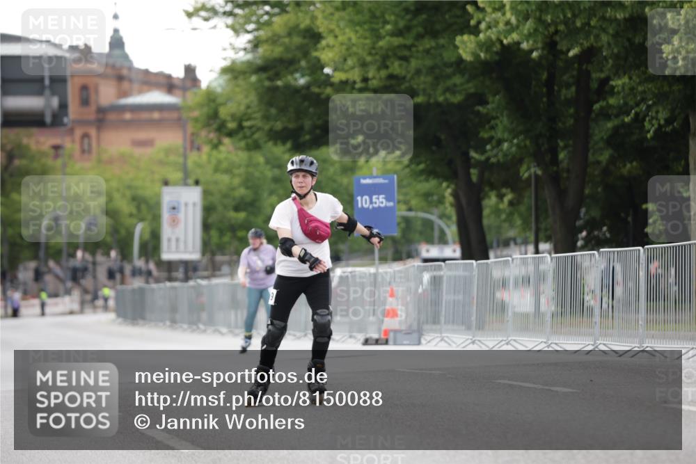 29.06.2025 - hella hamburg halbmarathon Jannik Wohlers http://msf.ph/oto/8150088 29.06.2025 09:15:10 Lombardsbrücke  meine-sportfotos.de