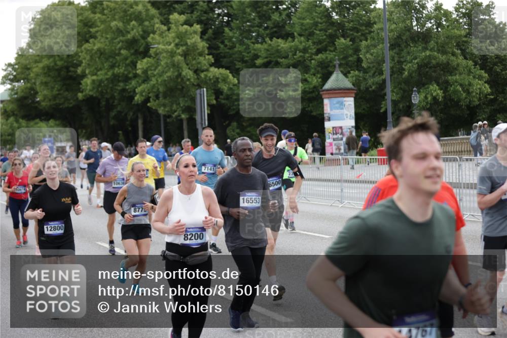 29.06.2025 - hella hamburg halbmarathon Jannik Wohlers http://msf.ph/oto/8150146 29.06.2025 10:50:30 Lombardsbrücke 1129, 1208, 1930, 2200, 2358, 2859, 3184, 3229, 3647, 4771, 4848, 5286, 5289, 6178, 7133, 7141, 7161, 7825, 8200, 8779, 8986, 9168, 10029, 10437, 10552, 10614, 10636, 11052, 11577, 12392, 12393, 12800, 13468, 13522, 13981, 14010, 14534, 14640, 14767, 14773, 15250, 15464, 16500, 16501, 16553, 16727, 16729, 16904, 17295, 17337, 17648, 17735 meine-sportfotos.de