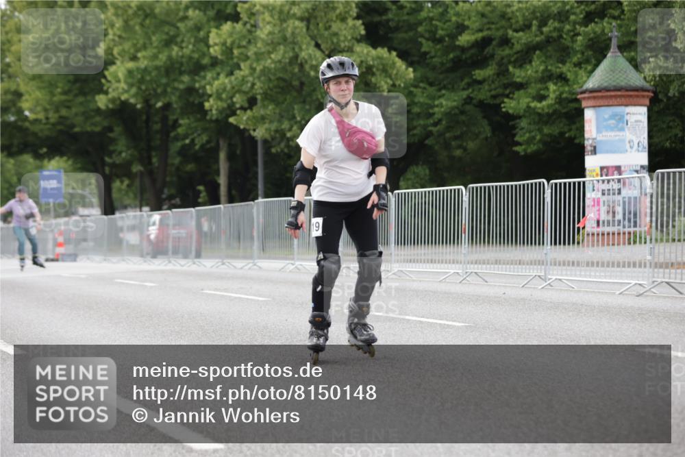 29.06.2025 - hella hamburg halbmarathon Jannik Wohlers http://msf.ph/oto/8150148 29.06.2025 09:15:13 Lombardsbrücke  meine-sportfotos.de