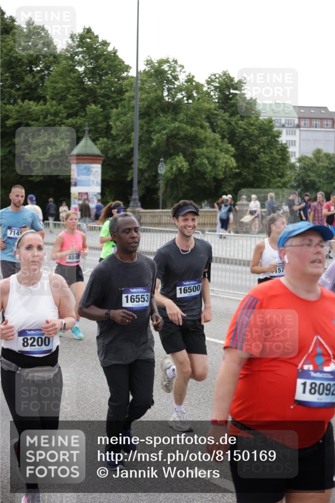 29.06.2025 - hella hamburg halbmarathon Jannik Wohlers http://msf.ph/oto/8150169 29.06.2025 10:50:31 Lombardsbrücke 1129, 1208, 2200, 2358, 2859, 3184, 3229, 3647, 4771, 4848, 5286, 5289, 6178, 7133, 7141, 7161, 7770, 7771, 7825, 8200, 8779, 8986, 9168, 10029, 10437, 10552, 10614, 10636, 11052, 11252, 11577, 12392, 12393, 12800, 13468, 13522, 13981, 14010, 14534, 14640, 14767, 14773, 15250, 15464, 16500, 16501, 16553, 16727, 16729, 16904, 17295, 17337, 17648, 17735 meine-sportfotos.de