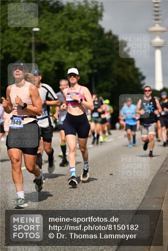 29.06.2025 - hella hamburg halbmarathon Dr. Thomas Lammeyer http://msf.ph/oto/8150182 29.06.2025 10:06:36 Kennedybrücke 1128, 1254, 1432, 1733, 2142, 2322, 2323, 2685, 3780, 3919, 4663, 4985, 5742, 5763, 6166, 6295, 6708, 6860, 6997, 7049, 7243, 7323, 8364, 8662, 8749, 9020, 9021, 9928, 10295, 10539, 10866, 11191, 11250 meine-sportfotos.de