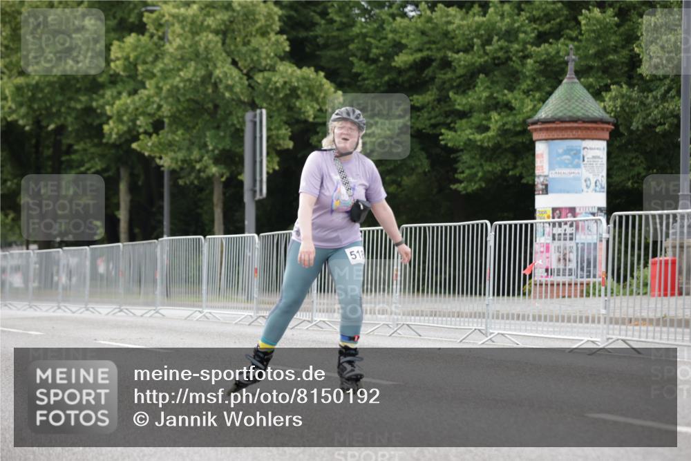 29.06.2025 - hella hamburg halbmarathon Jannik Wohlers http://msf.ph/oto/8150192 29.06.2025 09:15:21 Lombardsbrücke  meine-sportfotos.de