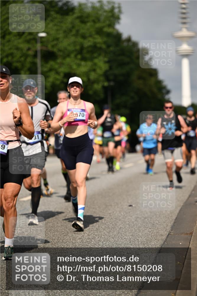 29.06.2025 - hella hamburg halbmarathon Dr. Thomas Lammeyer http://msf.ph/oto/8150208 29.06.2025 10:06:37 Kennedybrücke 1128, 1254, 1432, 1733, 2142, 2322, 2323, 2685, 3780, 3919, 4663, 4985, 5742, 5763, 6166, 6295, 6708, 6752, 6860, 6997, 7049, 7243, 7323, 8364, 8662, 8749, 9020, 9021, 9928, 10295, 10539, 10866, 11191, 11250 meine-sportfotos.de