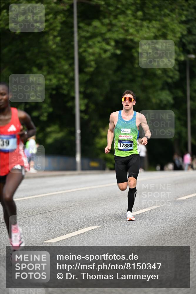 29.06.2025 - hella hamburg halbmarathon Dr. Thomas Lammeyer http://msf.ph/oto/8150347 29.06.2025 09:38:22 Kennedybrücke 28, 36, 39, 47 meine-sportfotos.de
