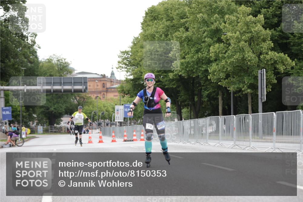 29.06.2025 - hella hamburg halbmarathon Jannik Wohlers http://msf.ph/oto/8150353 29.06.2025 09:17:30 Lombardsbrücke  meine-sportfotos.de