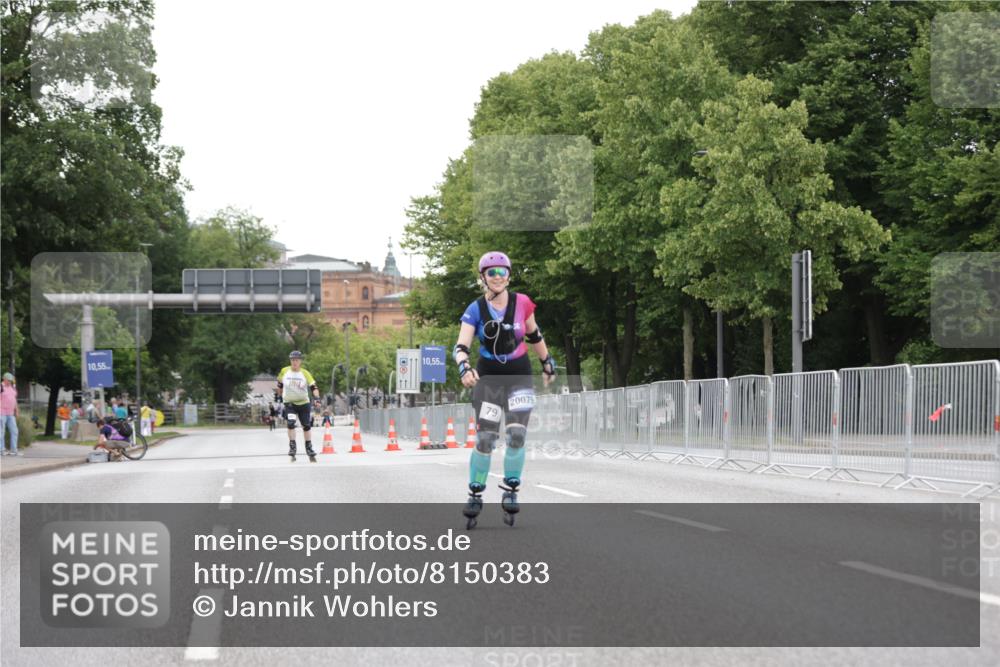 29.06.2025 - hella hamburg halbmarathon Jannik Wohlers http://msf.ph/oto/8150383 29.06.2025 09:17:30 Lombardsbrücke  meine-sportfotos.de