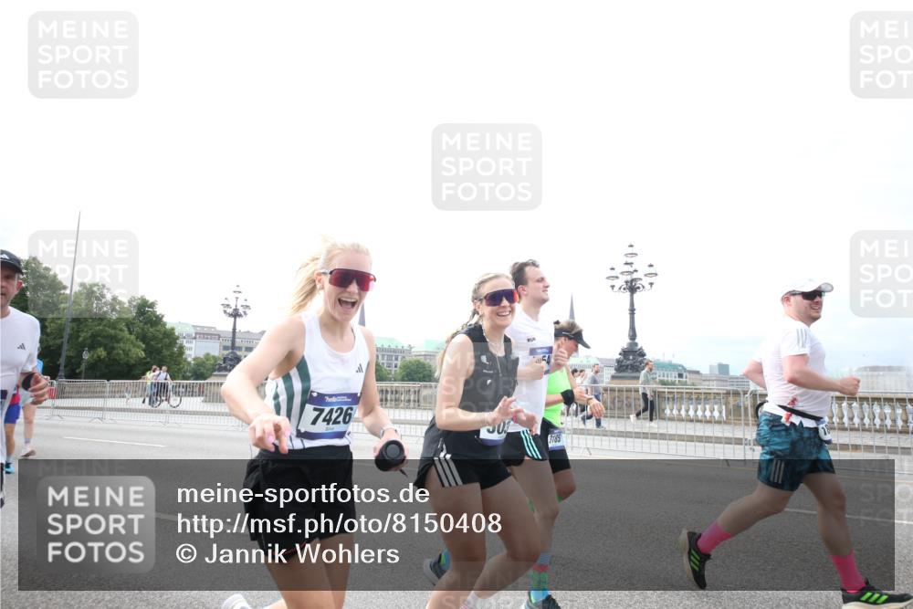 29.06.2025 - hella hamburg halbmarathon Jannik Wohlers http://msf.ph/oto/8150408 29.06.2025 10:23:46 Lombardsbrücke 1005, 1009, 1389, 1444, 3013, 3185, 3285, 3579, 4597, 4684, 4719, 4993, 5039, 5258, 5260, 5954, 6524, 6526, 7013, 7426, 7528, 7920, 8141, 8167, 8187, 8297, 8717, 9063, 11306, 11347, 11415, 12210, 13711, 14433, 14439, 14824, 15352, 15456, 16345, 16861, 17147, 17262, 17414, 17559, 17560, 17595, 18109, 18132, 18210 meine-sportfotos.de