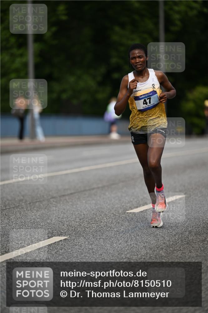 29.06.2025 - hella hamburg halbmarathon Dr. Thomas Lammeyer http://msf.ph/oto/8150510 29.06.2025 09:38:28 Kennedybrücke 28, 39, 47 meine-sportfotos.de