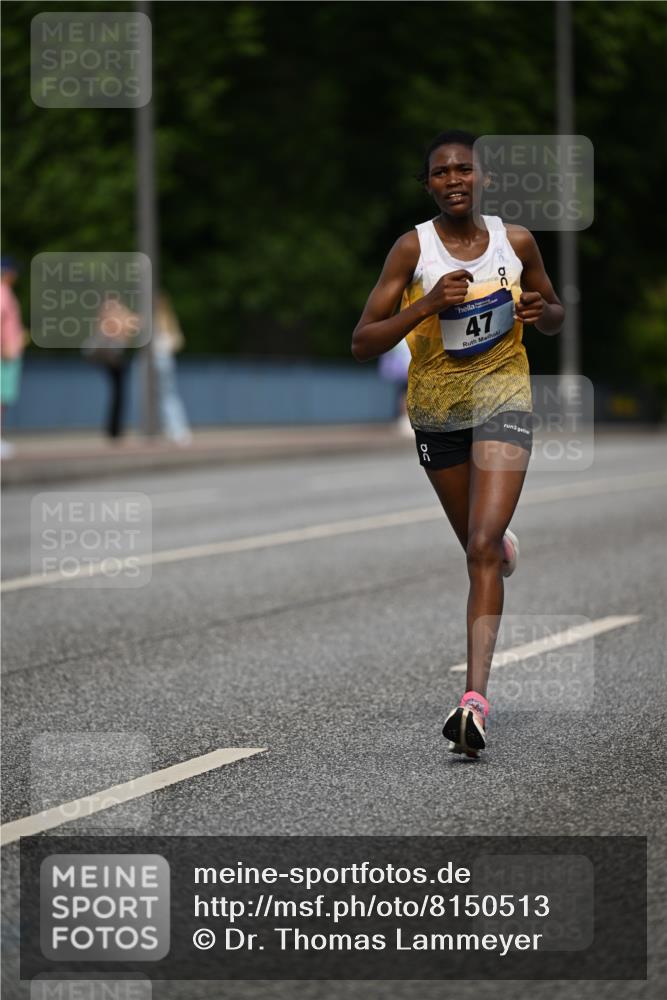 29.06.2025 - hella hamburg halbmarathon Dr. Thomas Lammeyer http://msf.ph/oto/8150513 29.06.2025 09:38:28 Kennedybrücke 28, 39, 47 meine-sportfotos.de