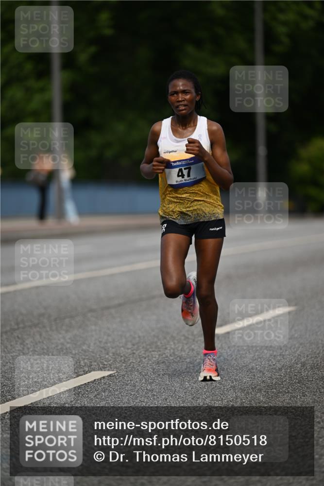 29.06.2025 - hella hamburg halbmarathon Dr. Thomas Lammeyer http://msf.ph/oto/8150518 29.06.2025 09:38:28 Kennedybrücke 28, 39, 47 meine-sportfotos.de