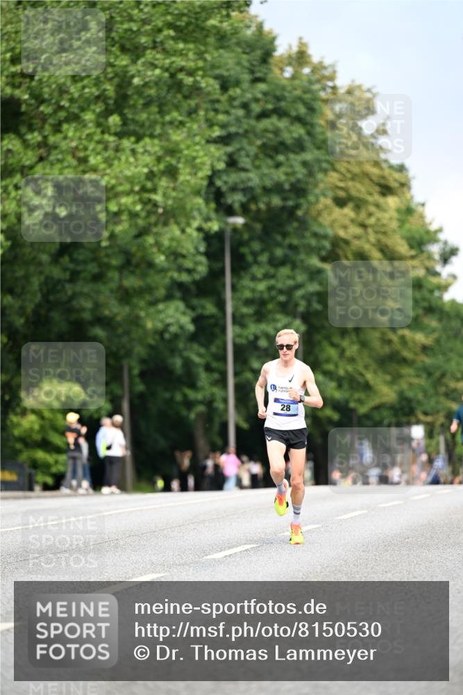 29.06.2025 - hella hamburg halbmarathon Dr. Thomas Lammeyer http://msf.ph/oto/8150530 29.06.2025 09:38:36 Kennedybrücke 28, 47 meine-sportfotos.de