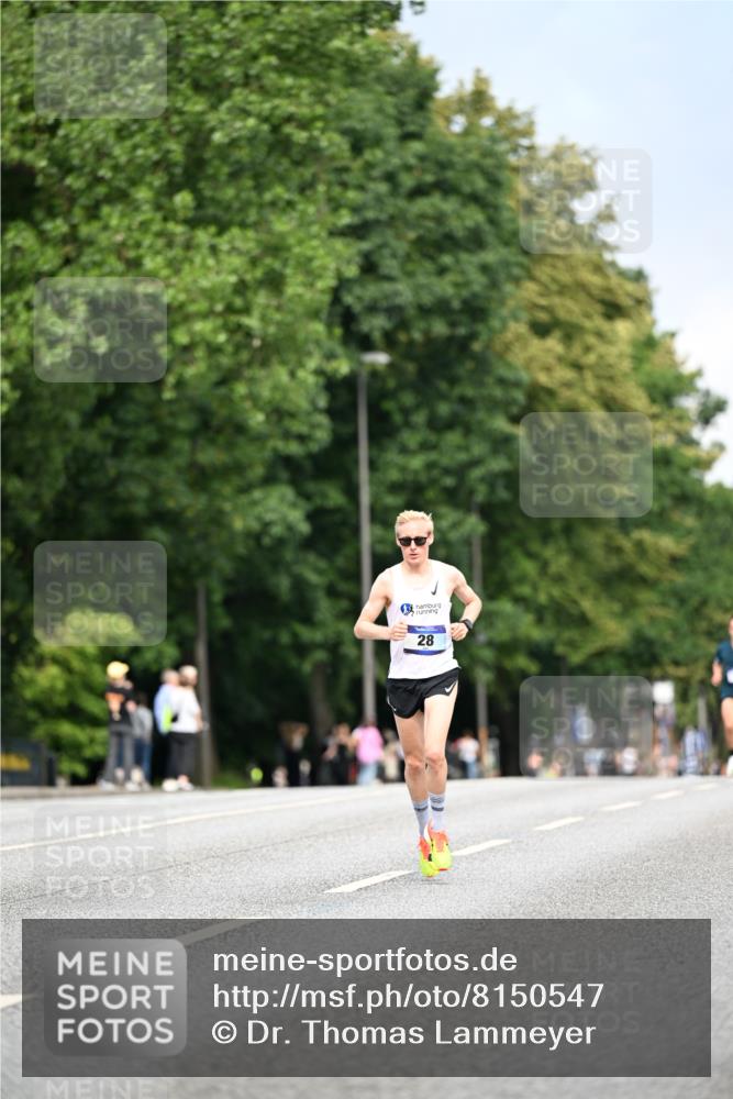 29.06.2025 - hella hamburg halbmarathon Dr. Thomas Lammeyer http://msf.ph/oto/8150547 29.06.2025 09:38:36 Kennedybrücke 28, 47 meine-sportfotos.de