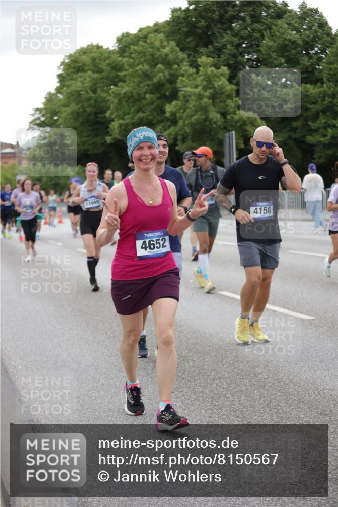 29.06.2025 - hella hamburg halbmarathon Jannik Wohlers http://msf.ph/oto/8150567 29.06.2025 10:50:53 Lombardsbrücke 1203, 1404, 1478, 1617, 2202, 2380, 2484, 2485, 3934, 4156, 4652, 4713, 4878, 4920, 5357, 5394, 5530, 6961, 7012, 7769, 8040, 8410, 8672, 9166, 9167, 9582, 9583, 9763, 11034, 11575, 11608, 11609, 11971, 12301, 13079, 14127, 14152, 15776, 16258, 16427, 16633, 16678, 16928, 17079, 19098, 19106 meine-sportfotos.de