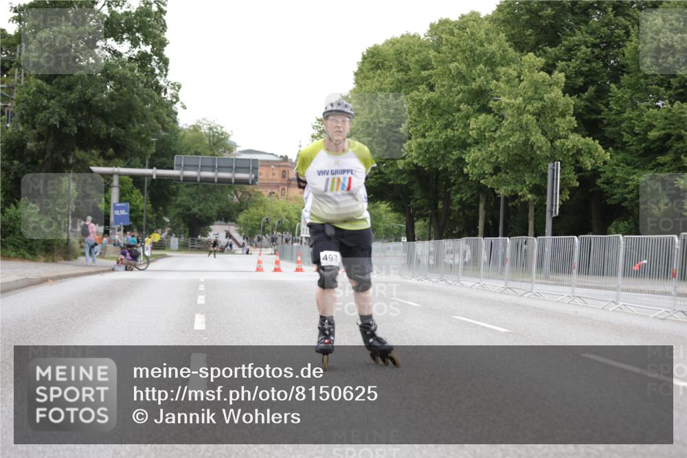 29.06.2025 - hella hamburg halbmarathon Jannik Wohlers http://msf.ph/oto/8150625 29.06.2025 09:17:39 Lombardsbrücke  meine-sportfotos.de
