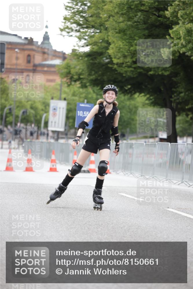 29.06.2025 - hella hamburg halbmarathon Jannik Wohlers http://msf.ph/oto/8150661 29.06.2025 09:18:04 Lombardsbrücke  meine-sportfotos.de