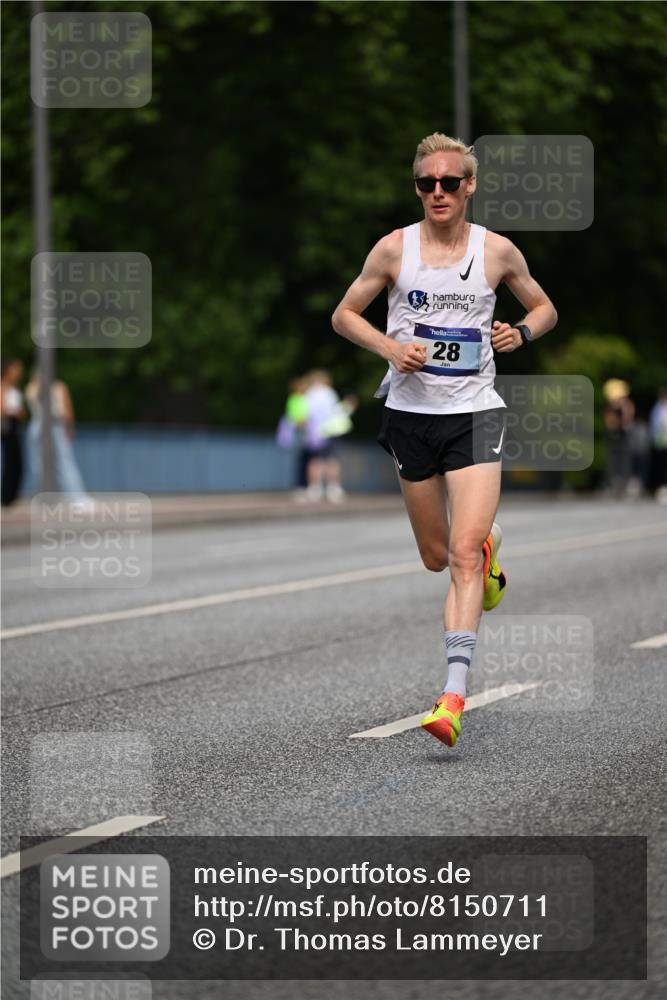 29.06.2025 - hella hamburg halbmarathon Dr. Thomas Lammeyer http://msf.ph/oto/8150711 29.06.2025 09:38:39 Kennedybrücke 28, 42, 47 meine-sportfotos.de