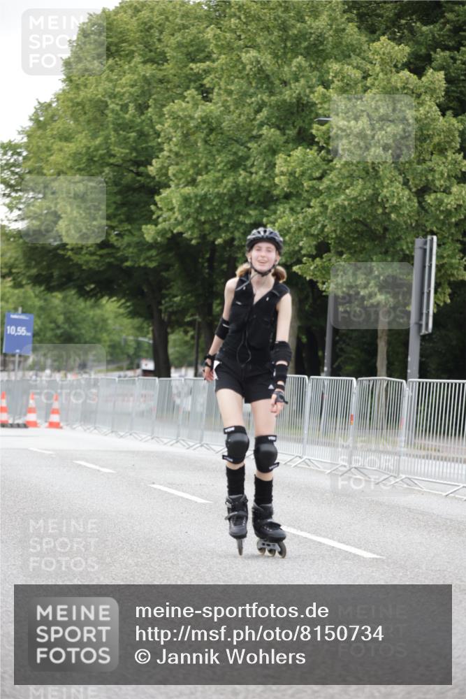 29.06.2025 - hella hamburg halbmarathon Jannik Wohlers http://msf.ph/oto/8150734 29.06.2025 09:18:06 Lombardsbrücke  meine-sportfotos.de