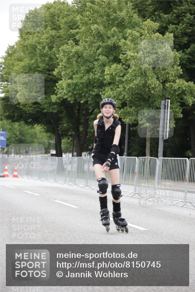 29.06.2025 - hella hamburg halbmarathon Jannik Wohlers http://msf.ph/oto/8150745 29.06.2025 09:18:06 Lombardsbrücke  meine-sportfotos.de