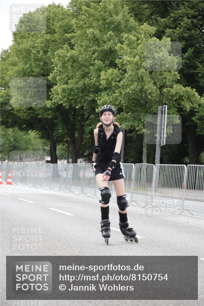 29.06.2025 - hella hamburg halbmarathon Jannik Wohlers http://msf.ph/oto/8150754 29.06.2025 09:18:06 Lombardsbrücke  meine-sportfotos.de