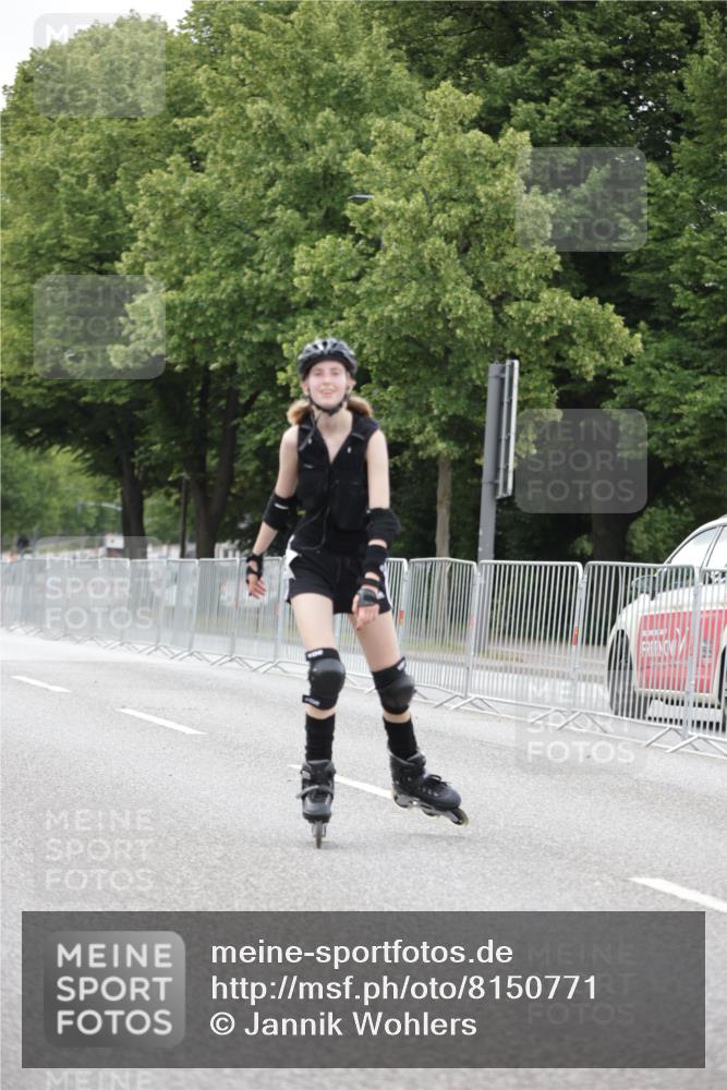 29.06.2025 - hella hamburg halbmarathon Jannik Wohlers http://msf.ph/oto/8150771 29.06.2025 09:18:06 Lombardsbrücke  meine-sportfotos.de