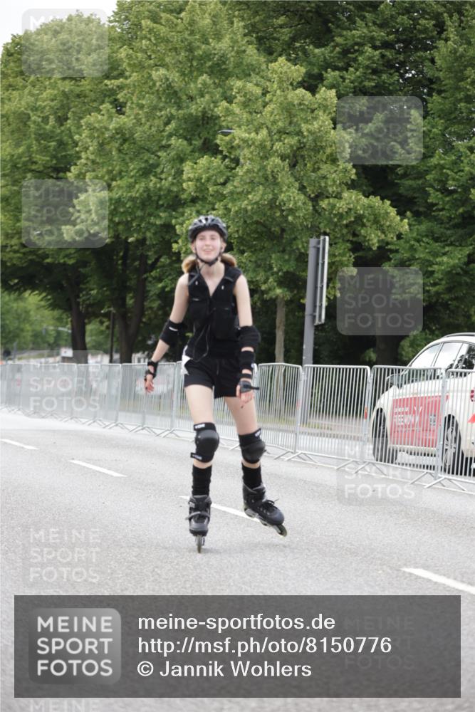 29.06.2025 - hella hamburg halbmarathon Jannik Wohlers http://msf.ph/oto/8150776 29.06.2025 09:18:07 Lombardsbrücke  meine-sportfotos.de