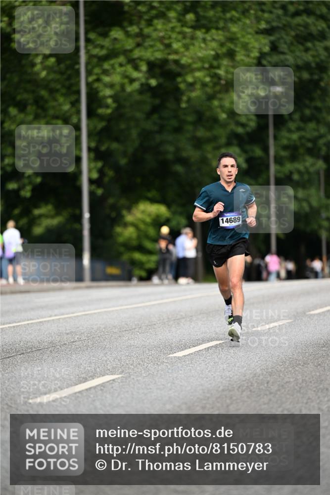 29.06.2025 - hella hamburg halbmarathon Dr. Thomas Lammeyer http://msf.ph/oto/8150783 29.06.2025 09:38:45 Kennedybrücke 28, 42 meine-sportfotos.de