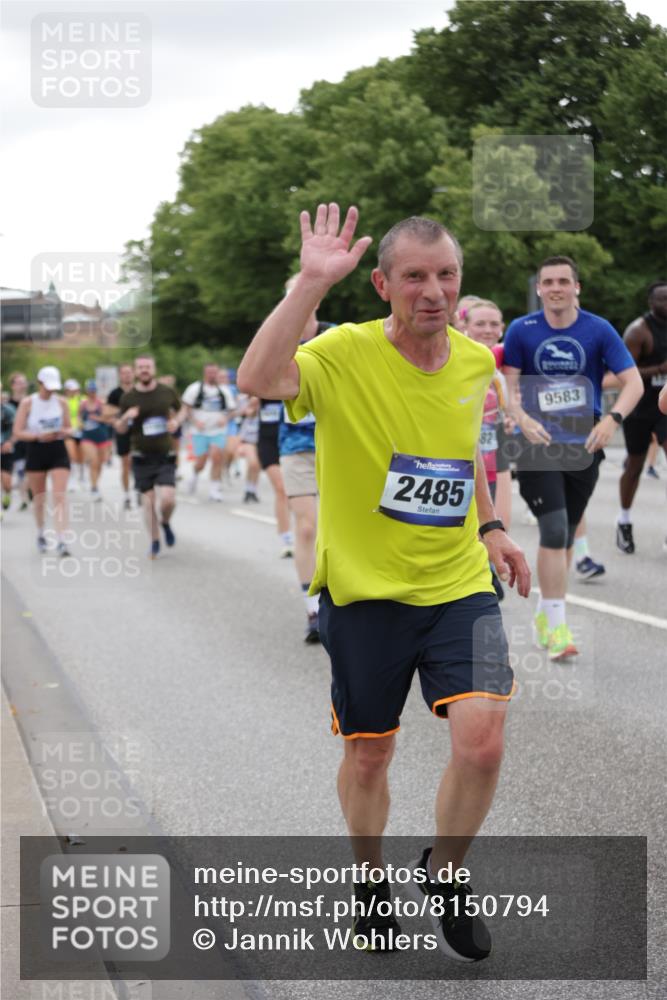 29.06.2025 - hella hamburg halbmarathon Jannik Wohlers http://msf.ph/oto/8150794 29.06.2025 10:51:03 Lombardsbrücke 1617, 1997, 2202, 2308, 2380, 2484, 2485, 2736, 2778, 4652, 4748, 4808, 4878, 5291, 5357, 5394, 5716, 5717, 6091, 6885, 6945, 6954, 6961, 7769, 7841, 7871, 7992, 8040, 8125, 8672, 9340, 9582, 9583, 9763, 10496, 11034, 11268, 11575, 11608, 11609, 11913, 12766, 13079, 13598, 13710, 13769, 15092, 15776, 16258, 16595, 16633, 16642, 16678, 16807, 19106 meine-sportfotos.de