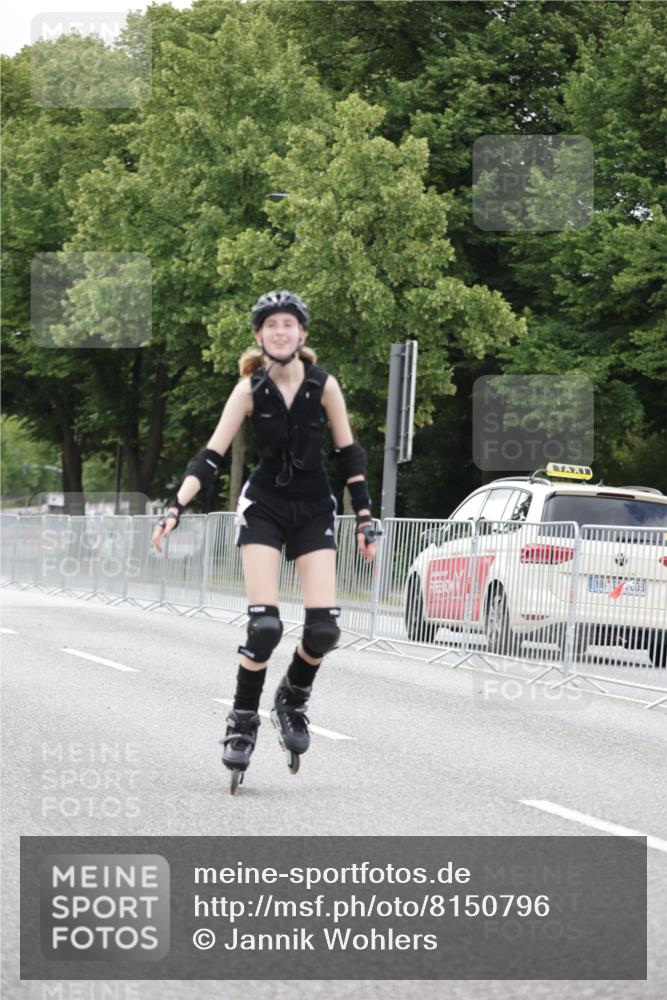 29.06.2025 - hella hamburg halbmarathon Jannik Wohlers http://msf.ph/oto/8150796 29.06.2025 09:18:07 Lombardsbrücke  meine-sportfotos.de