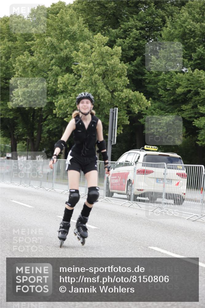 29.06.2025 - hella hamburg halbmarathon Jannik Wohlers http://msf.ph/oto/8150806 29.06.2025 09:18:07 Lombardsbrücke  meine-sportfotos.de