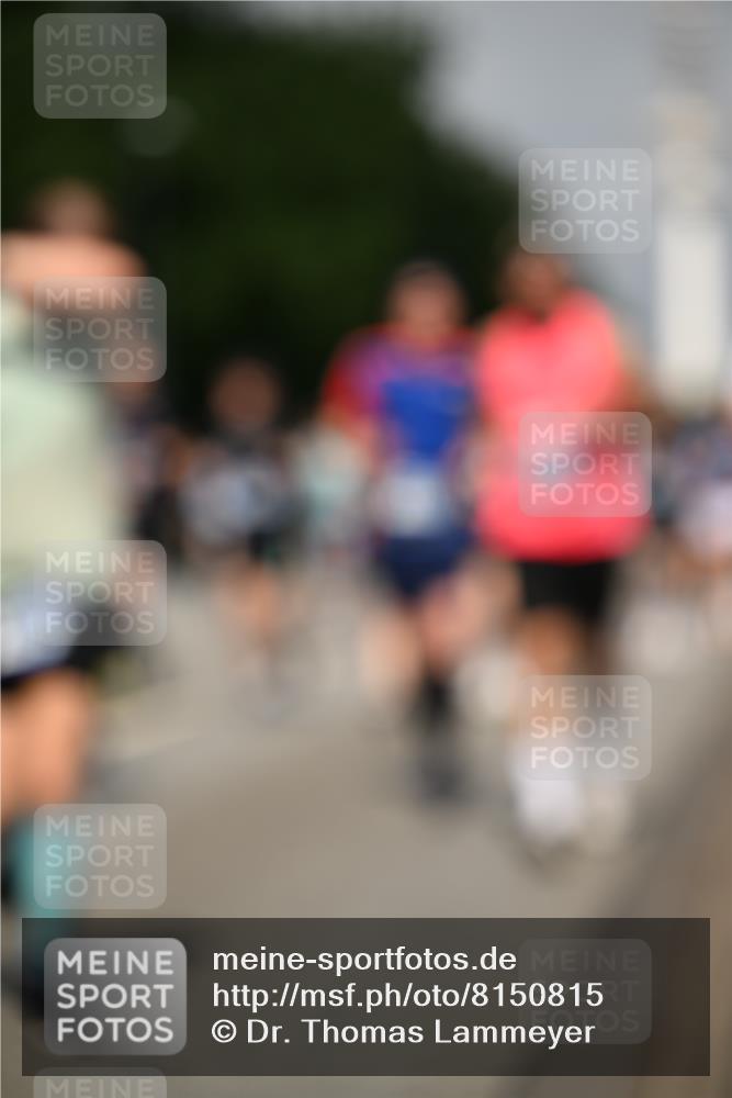 29.06.2025 - hella hamburg halbmarathon Dr. Thomas Lammeyer http://msf.ph/oto/8150815 29.06.2025 10:06:46 Kennedybrücke 1254, 1414, 1733, 2142, 2685, 2819, 3225, 3780, 3919, 5742, 6166, 6295, 6708, 6752, 6815, 6997, 7049, 7323, 8003, 8364, 8483, 8662, 8749, 9006, 10295, 10539, 11191, 11250 meine-sportfotos.de