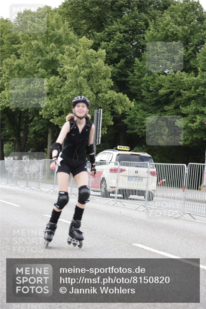 29.06.2025 - hella hamburg halbmarathon Jannik Wohlers http://msf.ph/oto/8150820 29.06.2025 09:18:07 Lombardsbrücke  meine-sportfotos.de