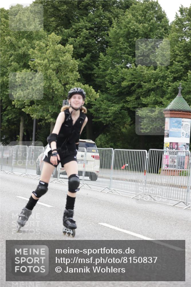29.06.2025 - hella hamburg halbmarathon Jannik Wohlers http://msf.ph/oto/8150837 29.06.2025 09:18:07 Lombardsbrücke  meine-sportfotos.de