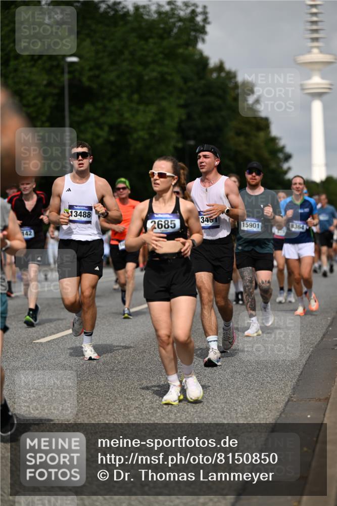 29.06.2025 - hella hamburg halbmarathon Dr. Thomas Lammeyer http://msf.ph/oto/8150850 29.06.2025 10:06:49 Kennedybrücke 1414, 2142, 2685, 2712, 2780, 2819, 3225, 3780, 3919, 5742, 6166, 6208, 6295, 6708, 6752, 6815, 6997, 7049, 7323, 7869, 8003, 8364, 8481, 8483, 8662, 8749, 9006, 10295, 10539, 11191, 11250 meine-sportfotos.de