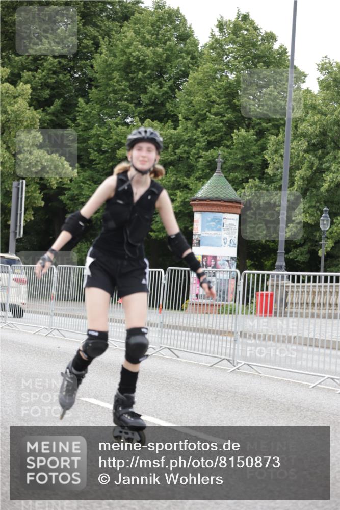 29.06.2025 - hella hamburg halbmarathon Jannik Wohlers http://msf.ph/oto/8150873 29.06.2025 09:18:07 Lombardsbrücke  meine-sportfotos.de