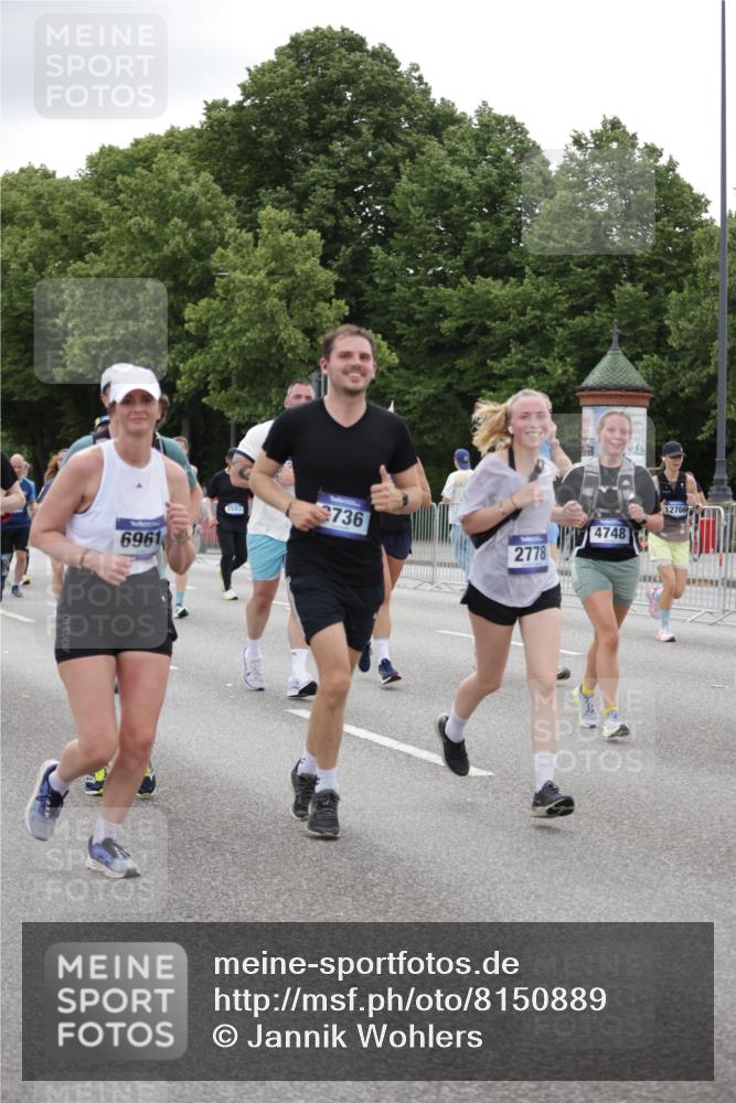 29.06.2025 - hella hamburg halbmarathon Jannik Wohlers http://msf.ph/oto/8150889 29.06.2025 10:51:10 Lombardsbrücke 1617, 1997, 2308, 2484, 2485, 2593, 2736, 2778, 3240, 3991, 4748, 4808, 4878, 5291, 5394, 5716, 5717, 6007, 6091, 6885, 6945, 6954, 7769, 7841, 7871, 7992, 8125, 8399, 9340, 9462, 9582, 9583, 9763, 10496, 10521, 11034, 11268, 11575, 11875, 11913, 12766, 13079, 13598, 13710, 13769, 15092, 15776, 16258, 16595, 16642, 16807, 17641, 19106 meine-sportfotos.de
