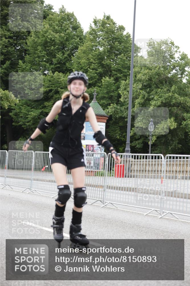 29.06.2025 - hella hamburg halbmarathon Jannik Wohlers http://msf.ph/oto/8150893 29.06.2025 09:18:08 Lombardsbrücke  meine-sportfotos.de