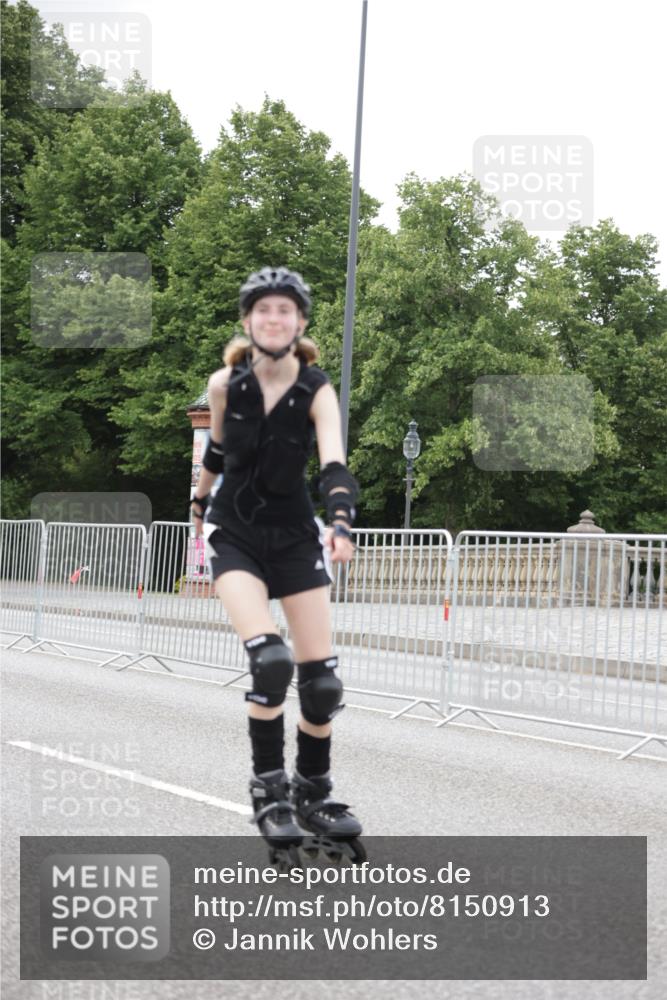 29.06.2025 - hella hamburg halbmarathon Jannik Wohlers http://msf.ph/oto/8150913 29.06.2025 09:18:08 Lombardsbrücke  meine-sportfotos.de