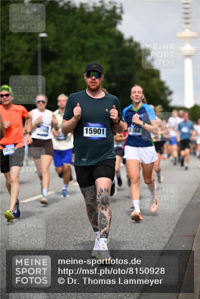 29.06.2025 - hella hamburg halbmarathon Dr. Thomas Lammeyer http://msf.ph/oto/8150928 29.06.2025 10:06:51 Kennedybrücke 1414, 2142, 2685, 2712, 2780, 2819, 3225, 3919, 6166, 6208, 6295, 6752, 6815, 6997, 7323, 7869, 8003, 8364, 8481, 8483, 8624, 8662, 8749, 9006, 10295, 10539, 11191, 11250 meine-sportfotos.de