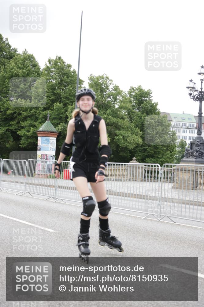 29.06.2025 - hella hamburg halbmarathon Jannik Wohlers http://msf.ph/oto/8150935 29.06.2025 09:18:08 Lombardsbrücke  meine-sportfotos.de