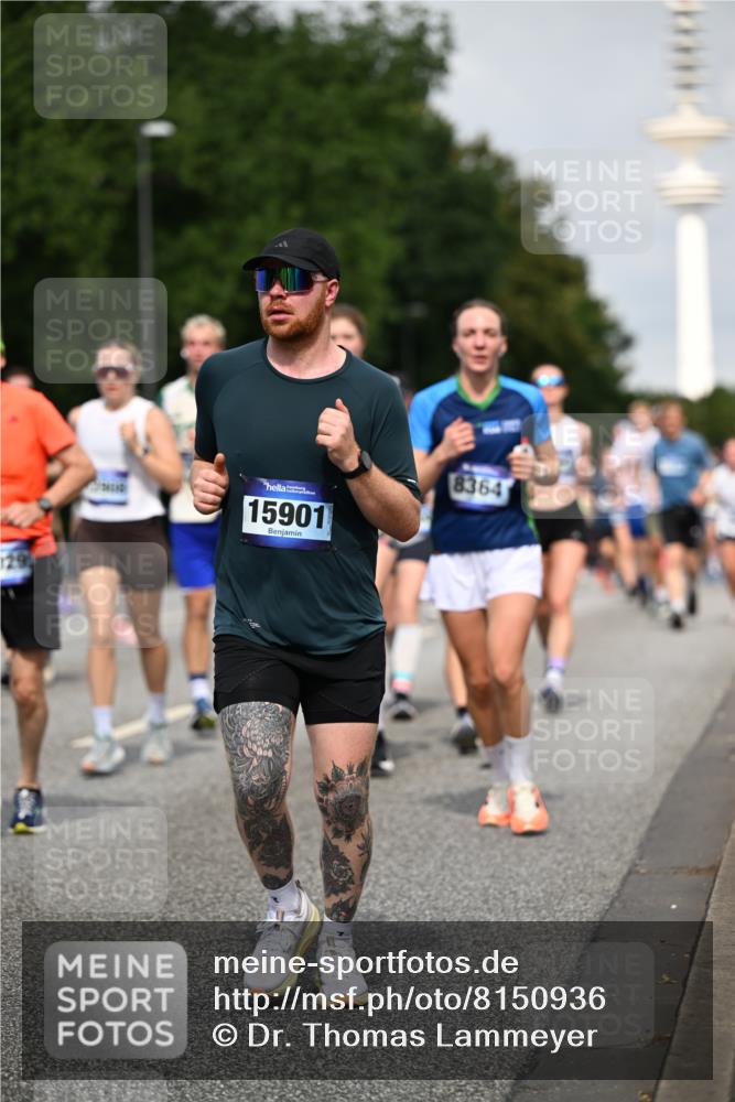 29.06.2025 - hella hamburg halbmarathon Dr. Thomas Lammeyer http://msf.ph/oto/8150936 29.06.2025 10:06:52 Kennedybrücke 1414, 2142, 2685, 2712, 2780, 2819, 3225, 3919, 6166, 6208, 6295, 6752, 6815, 6997, 7323, 7869, 8003, 8364, 8481, 8483, 8624, 8662, 9006, 10128, 10295, 10539, 11191, 11250 meine-sportfotos.de