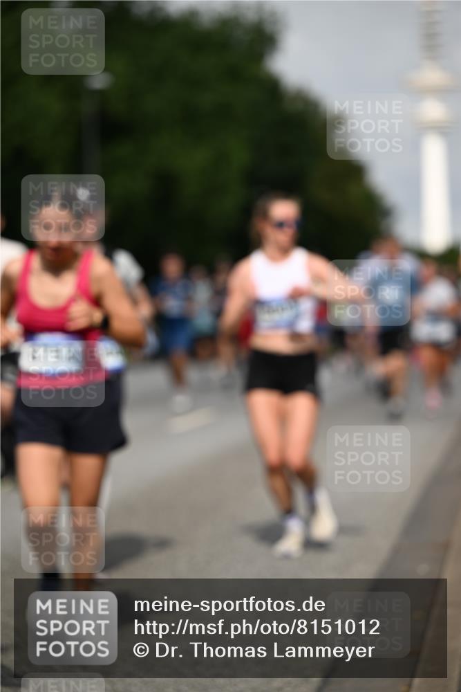 29.06.2025 - hella hamburg halbmarathon Dr. Thomas Lammeyer http://msf.ph/oto/8151012 29.06.2025 10:06:55 Kennedybrücke 1414, 2142, 2685, 2712, 2780, 2819, 3225, 3919, 5734, 6166, 6208, 6295, 6752, 6815, 6997, 7323, 7869, 7888, 8003, 8364, 8481, 8483, 8624, 8662, 9006, 10128, 10295, 10539, 11191, 11250 meine-sportfotos.de