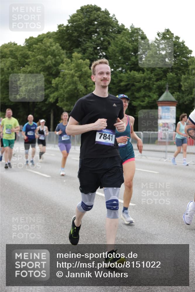 29.06.2025 - hella hamburg halbmarathon Jannik Wohlers http://msf.ph/oto/8151022 29.06.2025 10:51:12 Lombardsbrücke 1997, 2308, 2484, 2485, 2593, 2736, 2778, 3240, 3991, 4748, 4808, 4878, 5291, 5394, 5716, 5717, 6007, 6091, 6885, 6945, 6947, 6954, 7769, 7841, 7871, 7992, 8125, 8399, 9340, 9462, 9582, 9583, 9763, 10496, 10521, 10830, 11268, 11575, 11875, 11913, 12766, 13079, 13598, 13710, 13769, 15092, 15776, 16595, 16642, 16807, 17641, 19106 meine-sportfotos.de