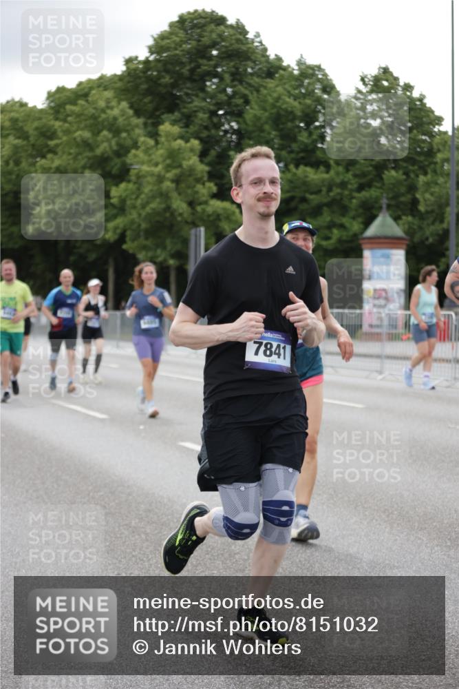 29.06.2025 - hella hamburg halbmarathon Jannik Wohlers http://msf.ph/oto/8151032 29.06.2025 10:51:12 Lombardsbrücke 1997, 2308, 2484, 2485, 2593, 2736, 2778, 3240, 3991, 4748, 4808, 4878, 5291, 5394, 5716, 5717, 6007, 6091, 6885, 6945, 6947, 6954, 7769, 7841, 7871, 7992, 8125, 8399, 9340, 9462, 9582, 9583, 9763, 10496, 10521, 10830, 11268, 11575, 11875, 11913, 12766, 13079, 13598, 13710, 13769, 15092, 15776, 16595, 16642, 16807, 17641, 19106 meine-sportfotos.de