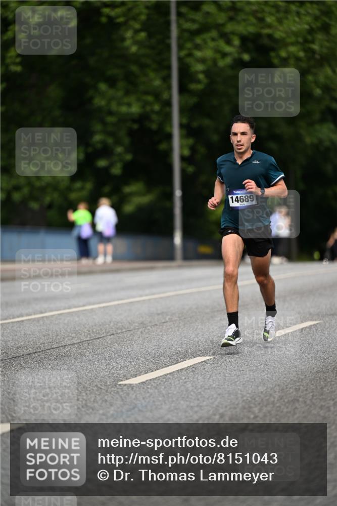 29.06.2025 - hella hamburg halbmarathon Dr. Thomas Lammeyer http://msf.ph/oto/8151043 29.06.2025 09:38:45 Kennedybrücke 28, 42 meine-sportfotos.de